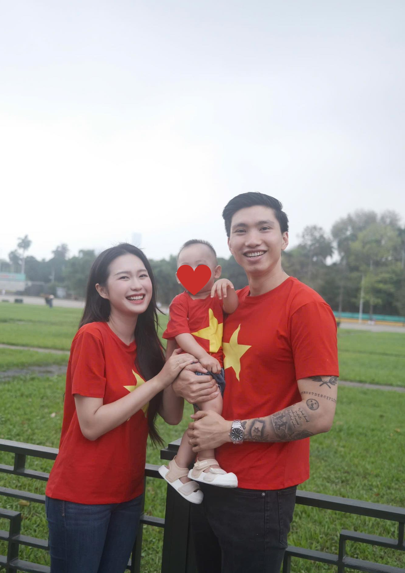 Văn Hậu - Hải My khoe bộ ảnh cực chất mừng Ngày thống nhất đất nước