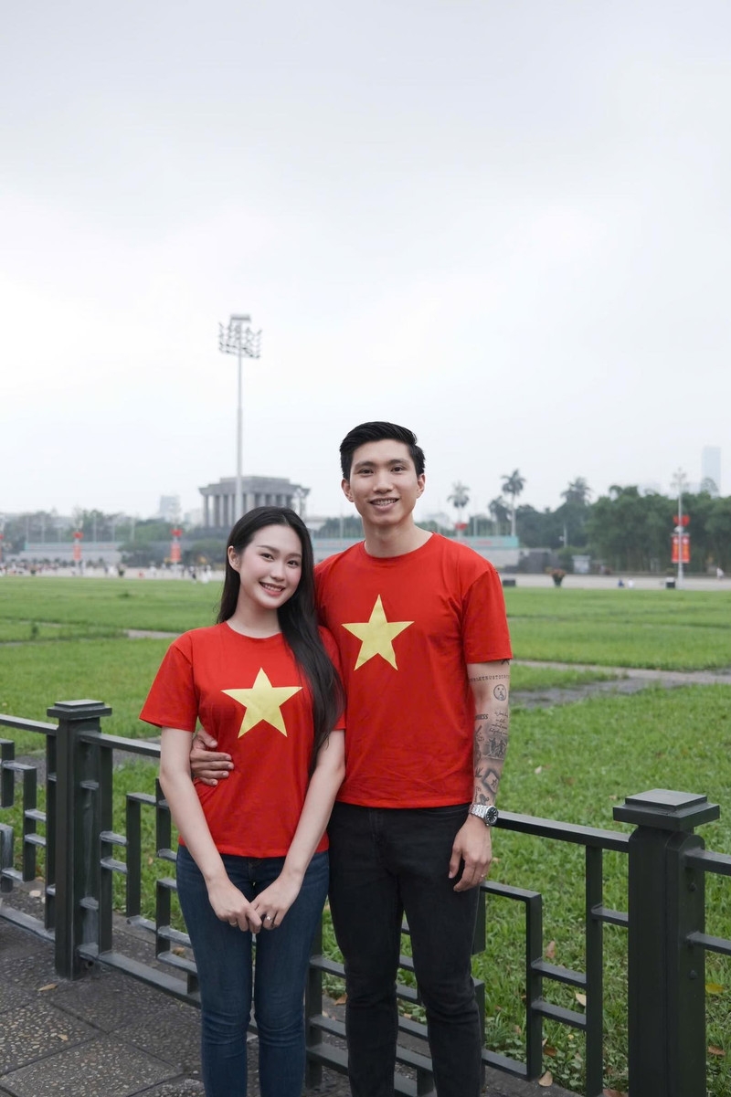 Văn Hậu - Hải My khoe bộ ảnh cực chất mừng Ngày thống nhất đất nước