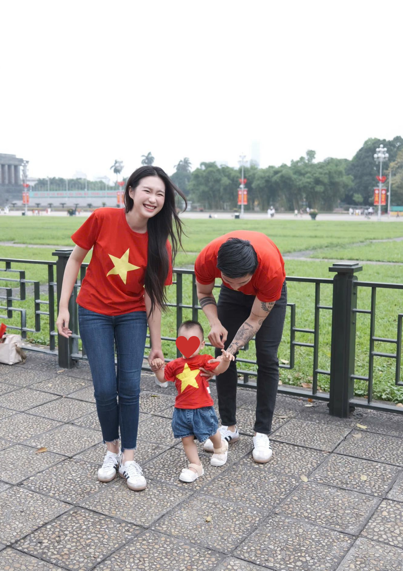 Văn Hậu - Hải My khoe bộ ảnh cực chất mừng Ngày thống nhất đất nước