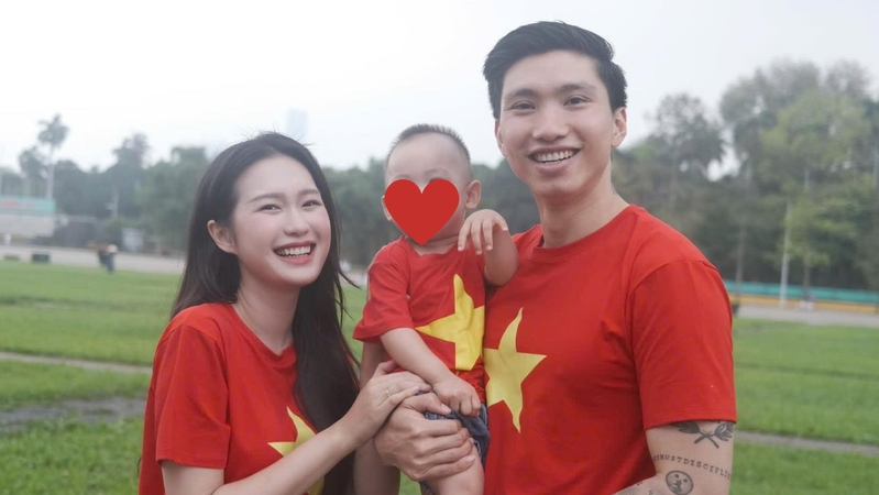 Văn Hậu - Hải My khoe bộ ảnh cực chất mừng Ngày thống nhất đất nước