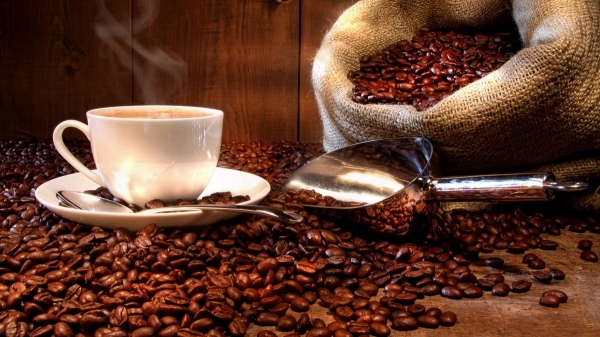 Giá cà phê hôm nay 6/5: Thị trường trong nước giao dịch trên mức 42.000 đồng/kg