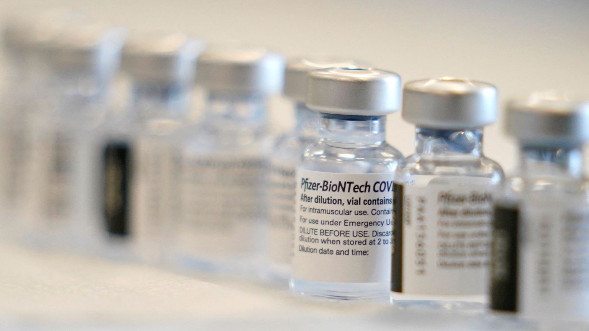Hoa Kỳ sẽ chia sẻ công nghệ sản xuất vaccine Covid-19