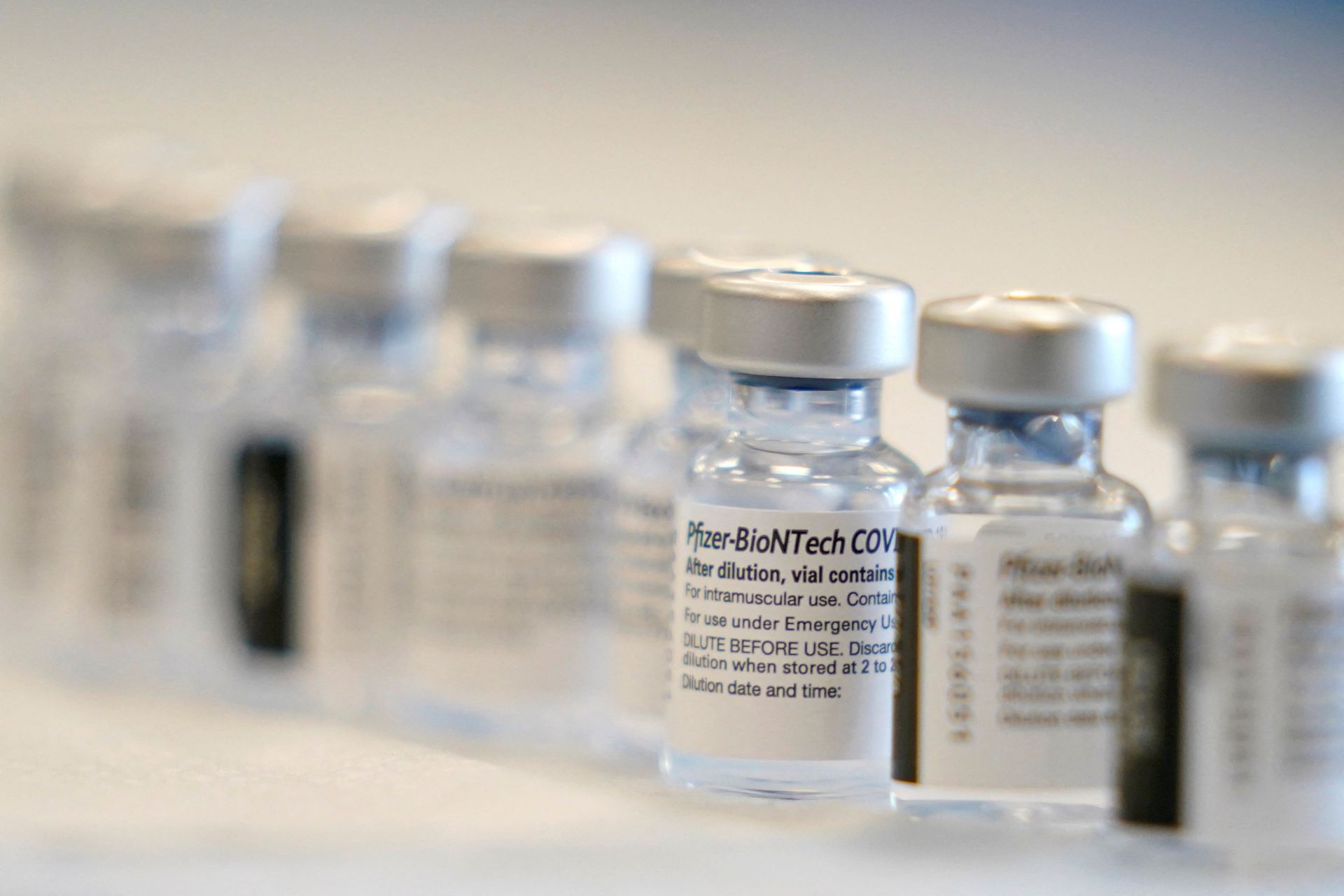Hoa Kỳ sẽ chia sẻ công nghệ sản xuất vaccine Covid-19