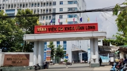 Bắt giám đốc Bệnh viện Đa khoa Vĩnh Long liên quan vụ Việt Á