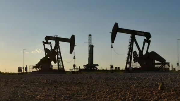 EIA cắt giảm ước tính tăng trưởng nhu cầu dầu thế giới năm 2024, tăng dự báo sản lượng
