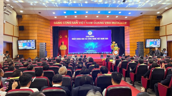 Mỗi người dân, doanh nghiệp đều có thể đóng góp và thụ hưởng thành quả KHCN