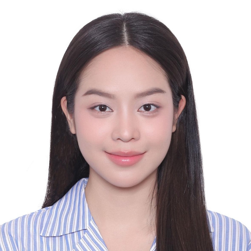 Ngắm ảnh thẻ khiến ai nấy trầm trồ của Hoa hậu Thanh Thủy