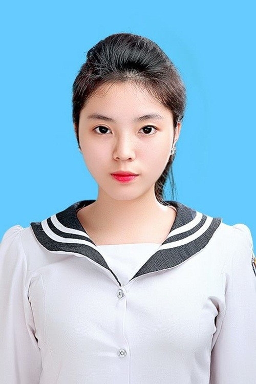 Ngắm ảnh thẻ khiến ai nấy trầm trồ của Hoa hậu Thanh Thủy