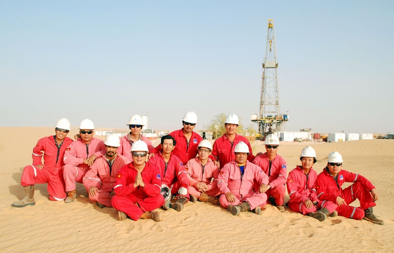 Cán bộ, kỹ sư người Việt tại khoan trường Sahara