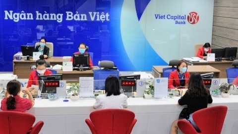 Tin nhanh ngân hàng ngày 2/6: Ngân hàng Bản Việt tặng quà cho khách hàng gửi tiết kiệm tại nhà