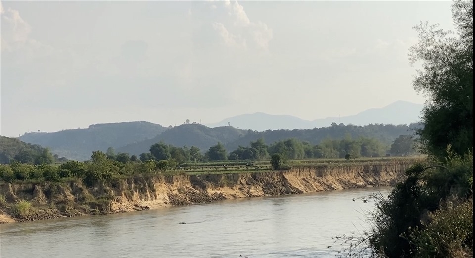 Huyện Krông Nô ở Đắk Nông đang khổ vì... có nhiều mỏ cát