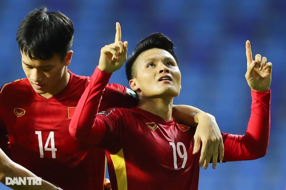 Trận Việt Nam-Indonesia: Khi bóng đá đẹp lên ngôi