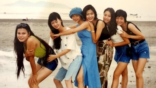 Người mẫu Thuý Hạnh và bạn bè thân thiết buồn vì không thể dự đám tang Hoa hậu Thu Thuỷ