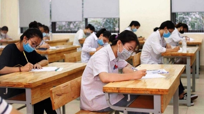 Hôm nay (12/6), hơn 93.000 sĩ tử Hà Nội bước vào kỳ thi tuyển sinh lớp 10