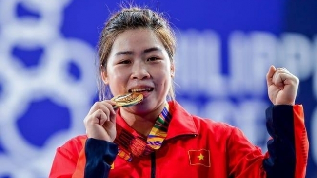 Cử tạ Việt Nam giành 3 vé đến Olympic Tokyo