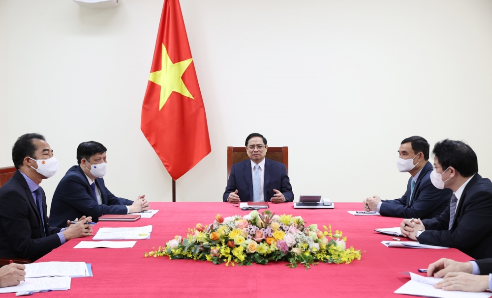 Thủ tướng Phạm Minh Chính điện đàm với Thủ tướng Cộng hòa Pháp Jean Castex