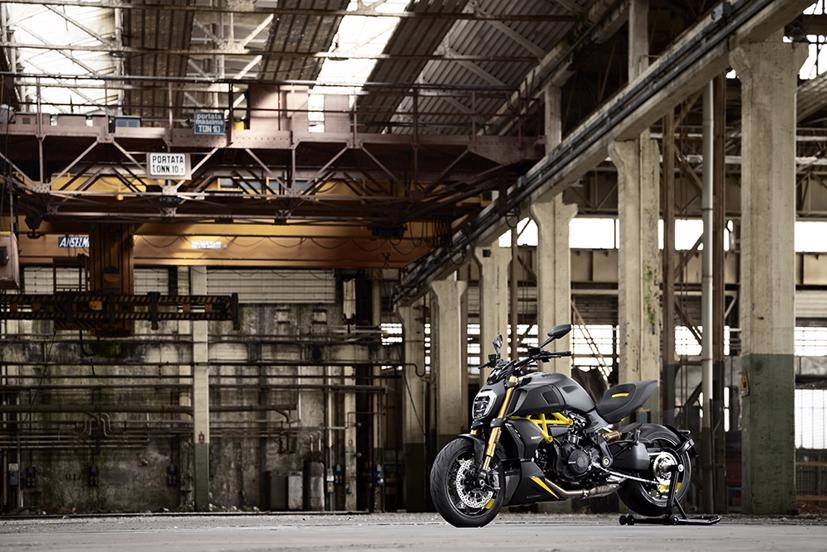 Ducati Diavel 1260 S 2022: Màu đẹp, nhiều trang bị hấp dẫn Ducati Diavel 1260 S 2022: Màu đẹp, nhiều trang bị hấp dẫn