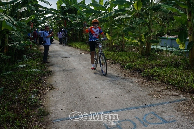 Cà Mau: Hấp dẫn chạy xe đạp, đi bộ xuyên rừng và chụp đìa ở U Minh Hạ