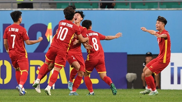Vượt qua U23 Malaysia, U23 Việt Nam vào tứ kết
