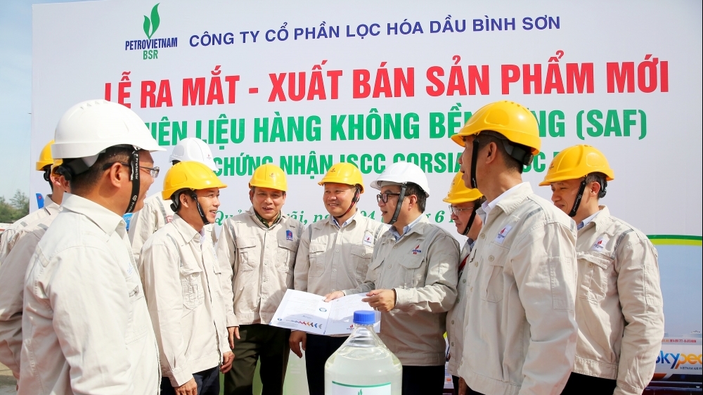 BSR xuất bán lô sản phẩm mới Nhiên liệu hàng không bền vững (SAF)
