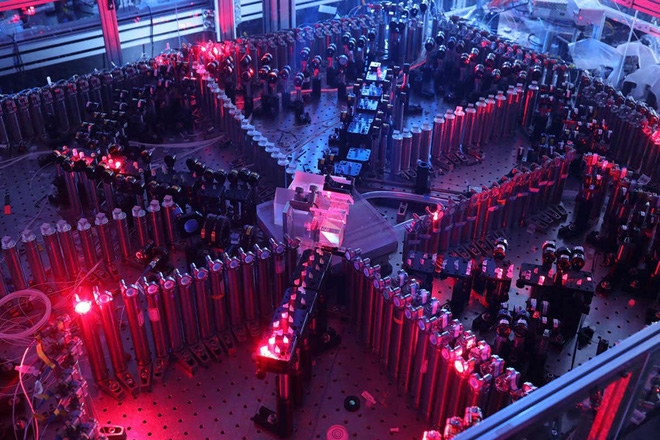 Trung Quốc giành lại danh hiệu siêu máy tính lượng tử mạnh nhất Trái Đất từ Google