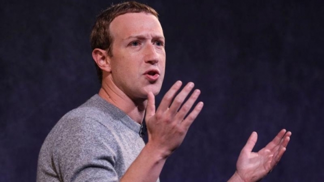Mark Zuckerberg từng từ chối đề nghị 1 tỷ USD của Yahoo vì không biết dùng tiền làm gì