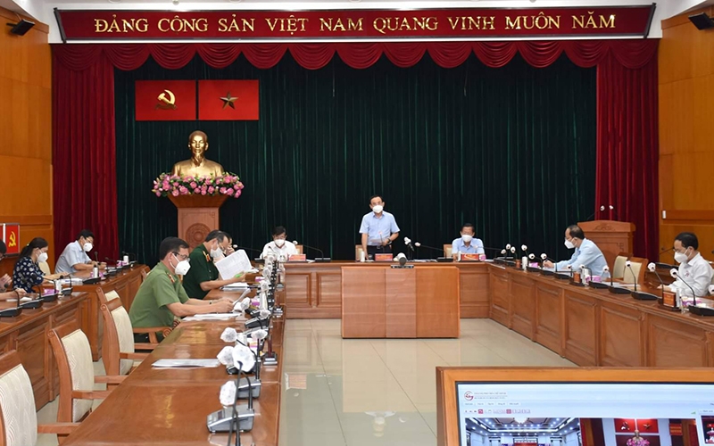 Từ ngày 26/7, người dân TP Hồ Chí Minh không ra đường từ 18 giờ đến 6 giờ sáng