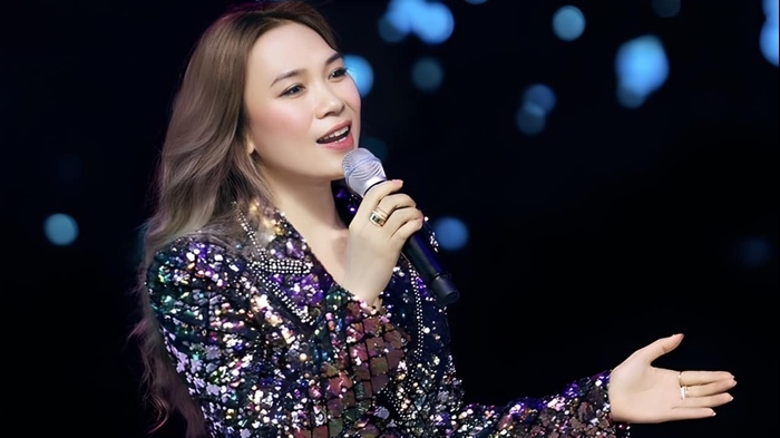 Đây là màn trình diễn hiếm hoi của Mỹ Tâm mà khán giả nghe xong không khỏi "tiền đình"!