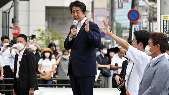 Anh ninh lỏng lẻo trong vụ cựu Thủ tướng Abe bị ám sát