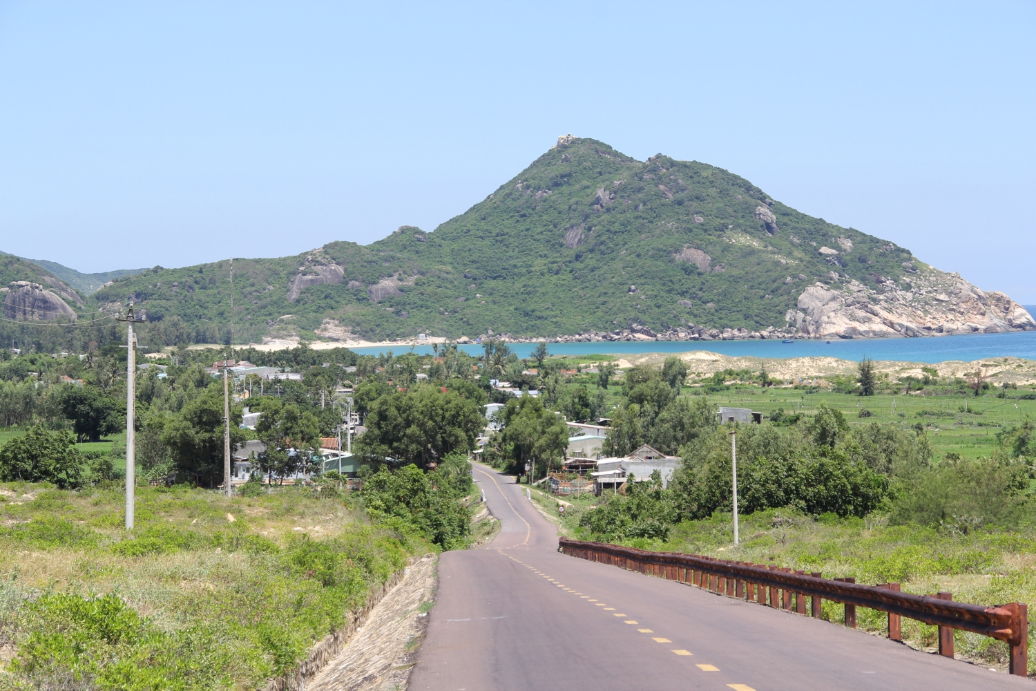 Tin bất động sản ngày 16/7: Bình Định cảnh báo về Dự án Khu du lịch cao cấp Thiên Đường Xanh