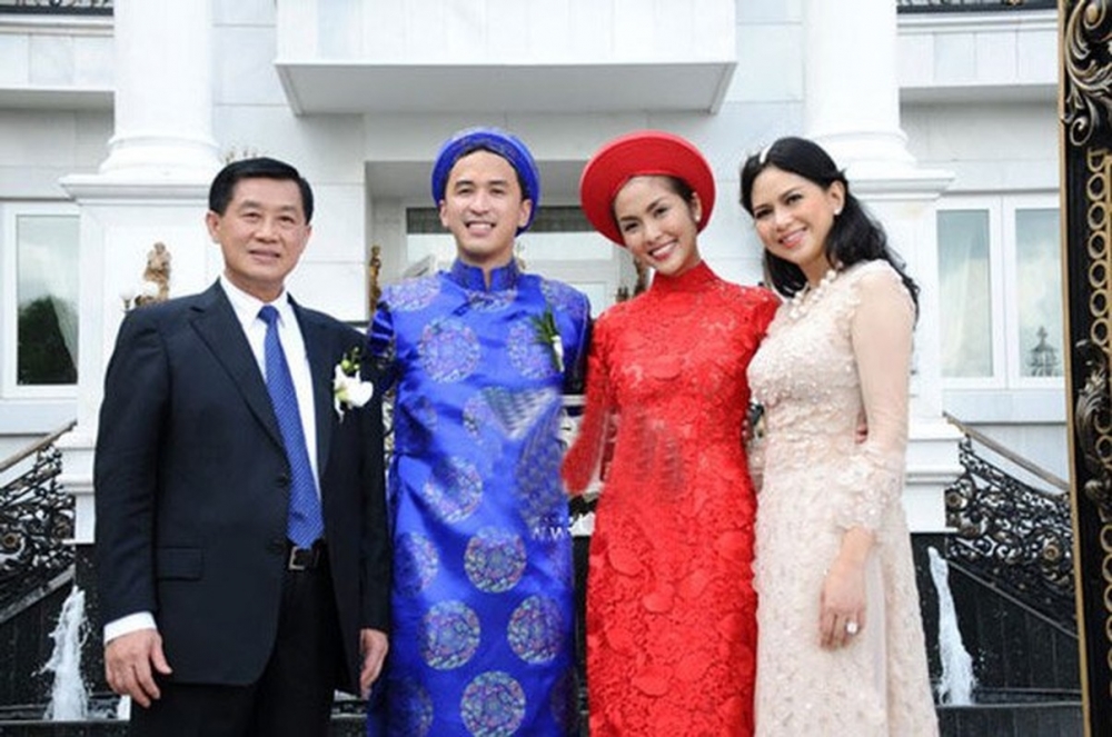 Hội mẹ chồng sao Việt sành điệu không kém cạnh con dâu
