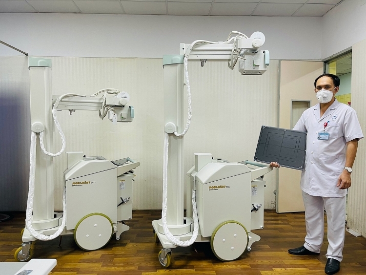 PETROSETCO - PSD ủng hộ trang thiết bị y tế cho Bệnh viện Thống Nhất