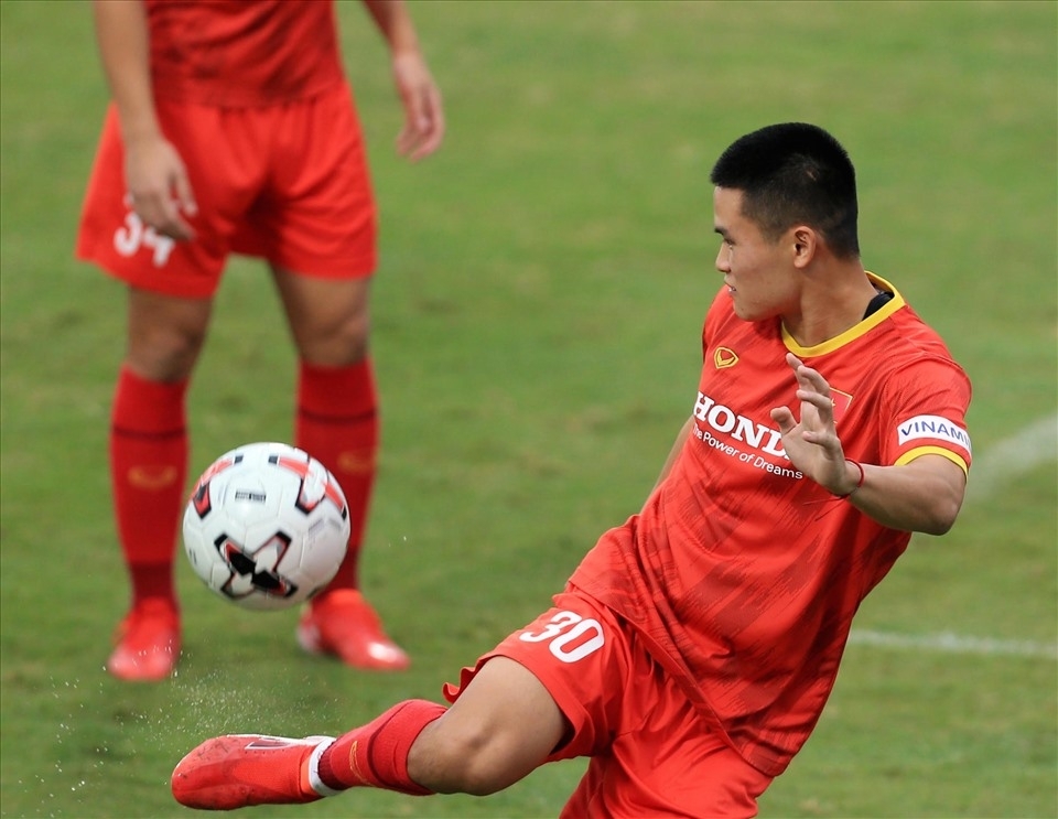 Thầy Park đã chọn tiền đạo mới thay Công Phượng ở đội tuyển Việt Nam?