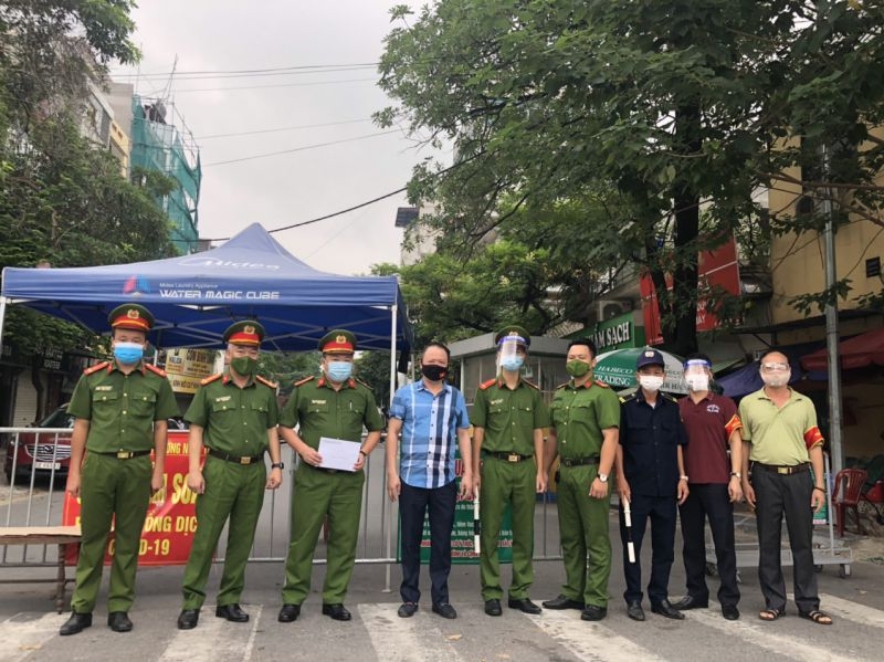 Hà Nội: Phường Nhật Tân quyết giữ vững “vùng xanh”, hỗ trợ người dân khó khăn do dịch Covid - 19