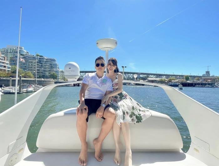 Cuộc sống viên mãn, giàu sang của hai chị em Á hậu từng từ chối thi quốc tế Cuộc sống viên mãn, giàu sang của hai chị em Á hậu từng từ chối thi quốc tế