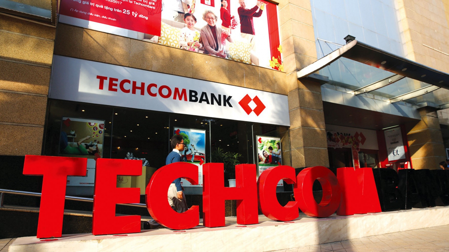 Tin nhanh ngân hàng ngày 1/10: Techcombank được ADB trao tặng “Ngân hàng đối tác hàng đầu tại Việt Nam” lần 2