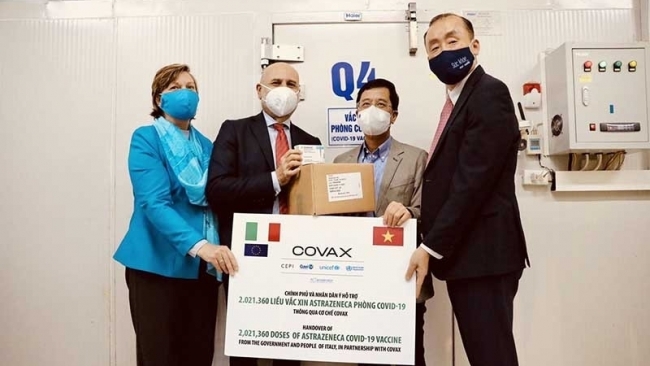 Italy trao tặng bổ sung hơn 2 triệu liều vaccine Covid-19 cho Việt Nam