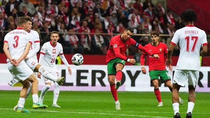 Ronaldo làm nên điều khó tin ở tuổi 39