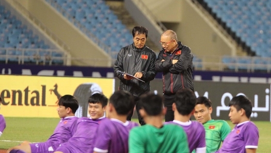 Thầy Park công bố danh sách cầu thủ thi đấu trận gặp đội tuyển Ả rập Xê-út
