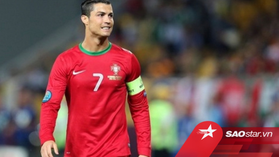 Ronaldo dễ mất World Cup 2022 khi Bồ Đào Nha chung nhánh play-off với Ý