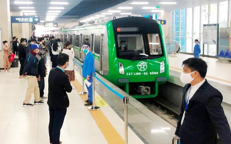 Lãnh đạo Hanoi Metro nói gì khi tàu Cát Linh - Hà Đông 'đứng im' 30 phút?