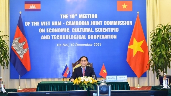 Kỳ họp lần thứ 19 Uỷ ban hỗn hợp Việt Nam - Campuchia về hợp tác kinh tế, văn hoá, khoa học và kỹ thuật