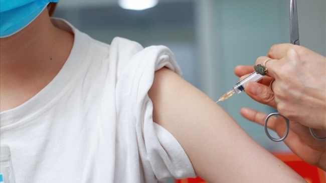 Điều kiện để F1 tiêm đủ liều vaccine được cách ly tại nhà 7 ngày