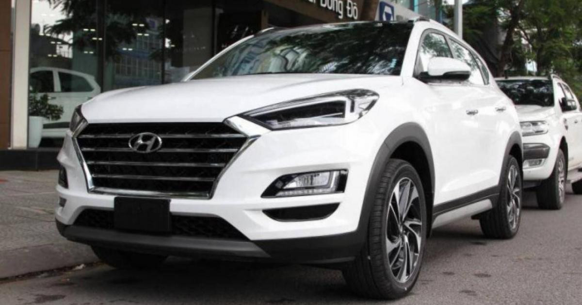Hyundai Tucson 2021 bất ngờ tăng giá trở lại vì bản mới khan hàng