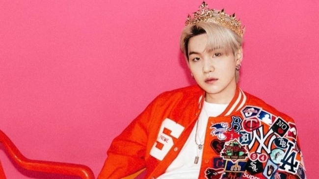 Sao Hàn ngày 31/12: Suga (BTS) trở thành nam nghệ sĩ solo Hàn Quốc đầu tiên tạo nên lịch sử trên Spotify