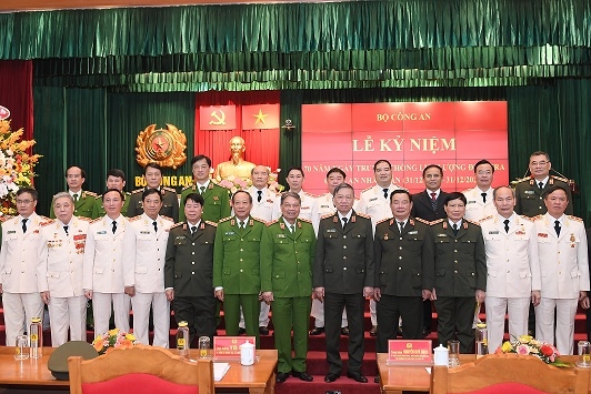 Bộ trưởng Tô Lâm dự Lễ kỷ niệm 70 năm Ngày truyền thống lực lượng điều tra Công an nhân dân