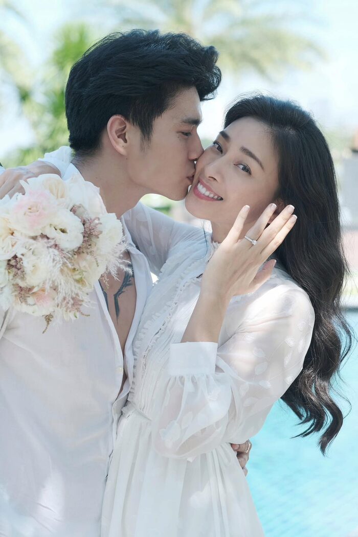 Nhan sắc Ngô Thanh Vân khi quen Huy Trần đến lúc đính hôn: Thăng hạng vượt bậc, hạnh phúc rạng ngời Nhan sắc Ngô Thanh Vân khi quen Huy Trần đến lúc đính hôn: Thăng hạng vượt bậc, hạnh phúc rạng ngời