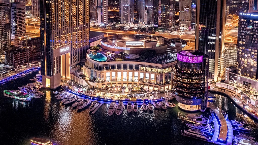 Khám phá 6 "thiên đường mua sắm" nổi tiếng ở Dubai