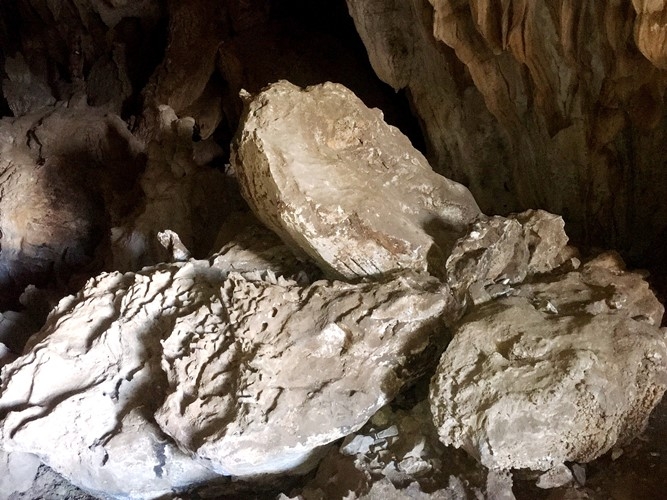 Điện Biên: Ngỡ ngàng trước vẻ đẹp kỳ vĩ của hang động Khó Chua La